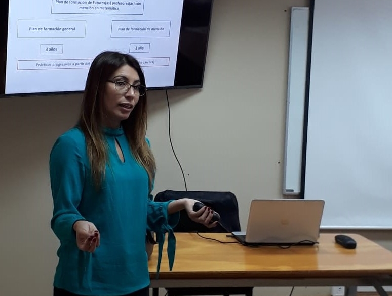Experiencias e investigaciones sobre la competencia de reflexión didáctico-matemática en futuros profesores de Enseñanza Básica